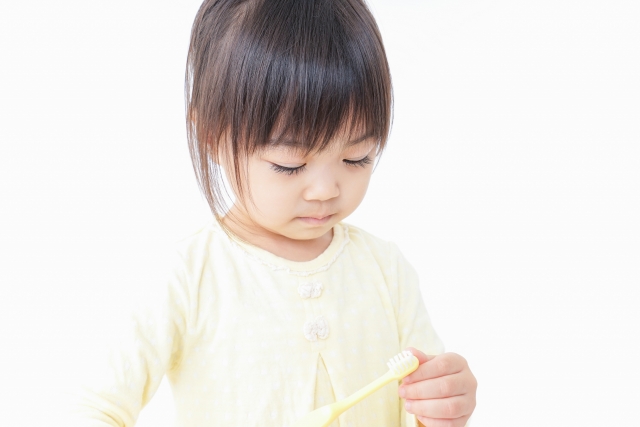 お子さまの乳歯をむし歯から守るための徹底ガイド