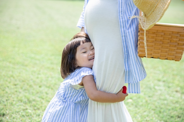 妊娠中にむし歯の治療はできる？歯医者に行くタイミングとセルフケアのポイント