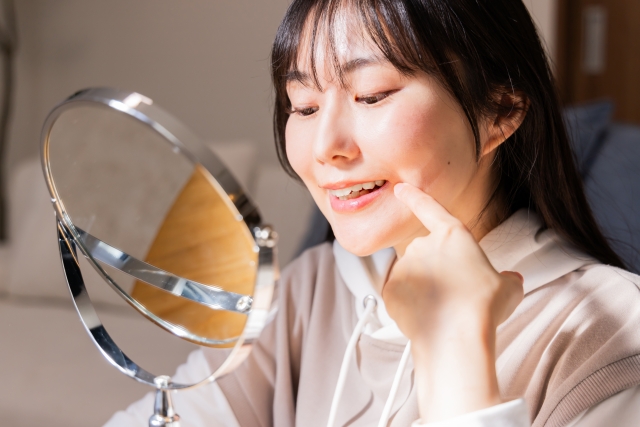 歯の矯正中にむし歯を防ぐには？予防ケアの大切なポイントについて